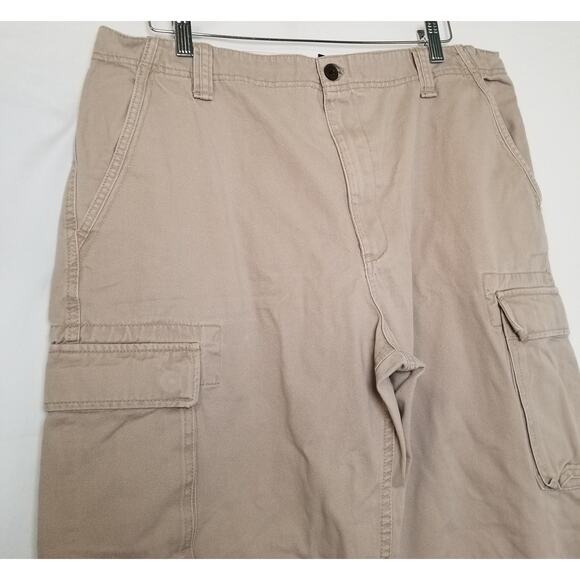 Chaps Men's Beige Cargo Pants 100% Cotton 6 Pockets Size 36W X 30L - Picture 2 of 10